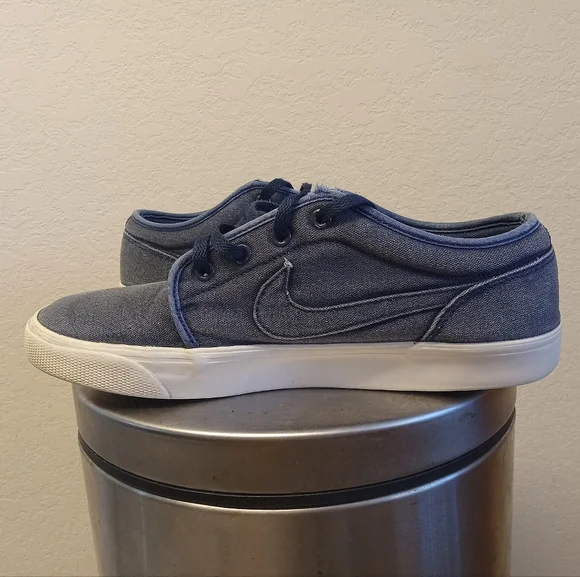 Nike Toki Low Sheos Men's 10.5 Denim Blue Jean Janoski Style Skateboard Skater - Picture 4 of 11